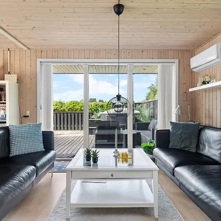 Anouk - 700m From The Sea By Interhome 펜션 *