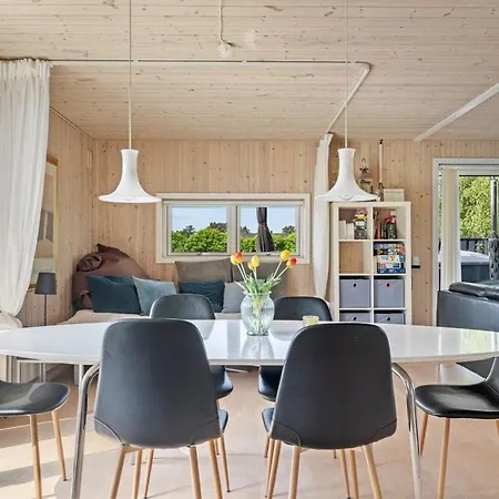 Ferienhaus Anouk - 700m From The Sea By Interhome *